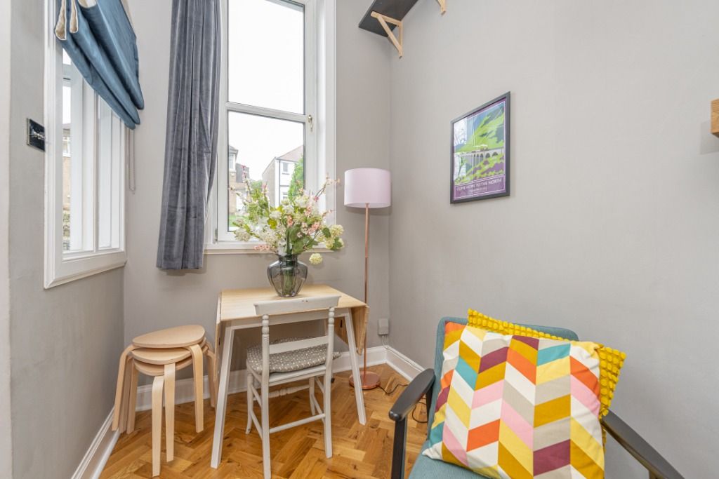 Additional image 6 of 2 bed flat to rentBalcarres Street, Morningside, Edinburgh EH10