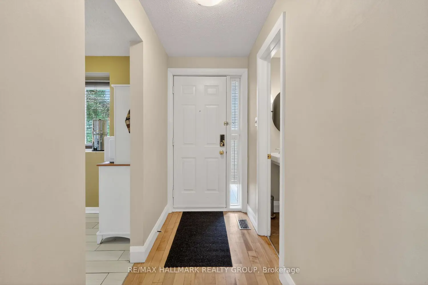 309 Des Epinettes Avenue photo 3