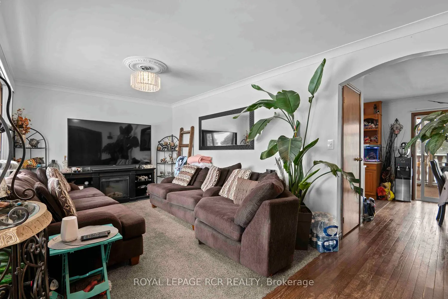 Additional image 6 of 437090 4Th Line