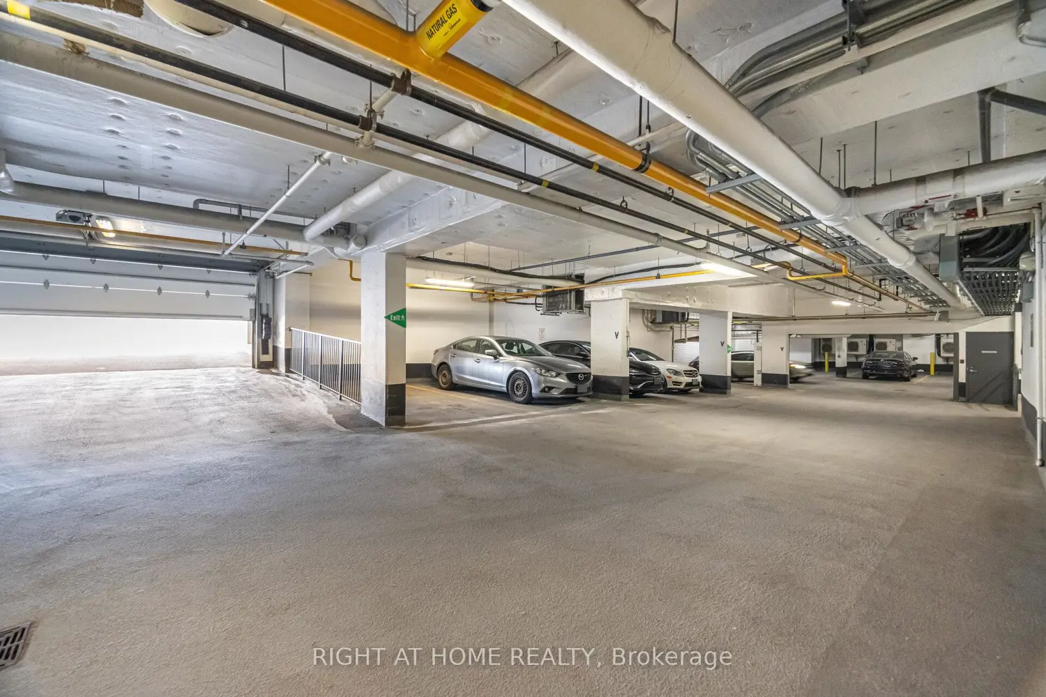 Additional image 19 of 3563 Lake Shore Boulevard 703