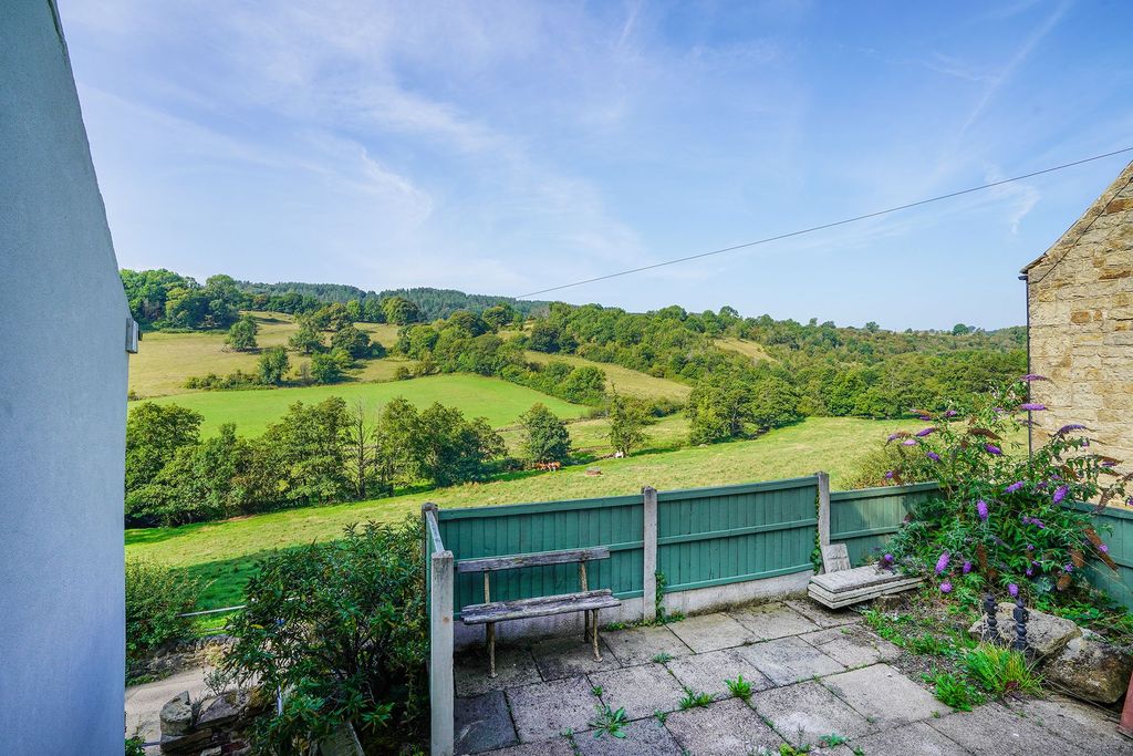 Additional image 32 of 3 bed detached house to rentHockley Lane, Ashover S45