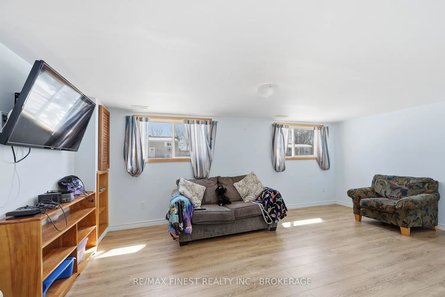 Additional image 16 of 676 Laurier Boulevard