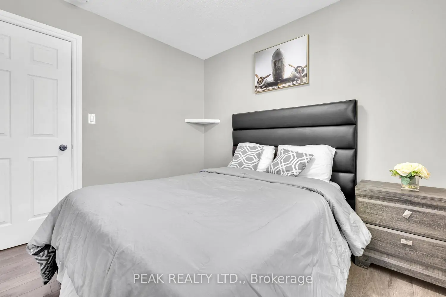 Additional image 16 of 3173 Sussex Court