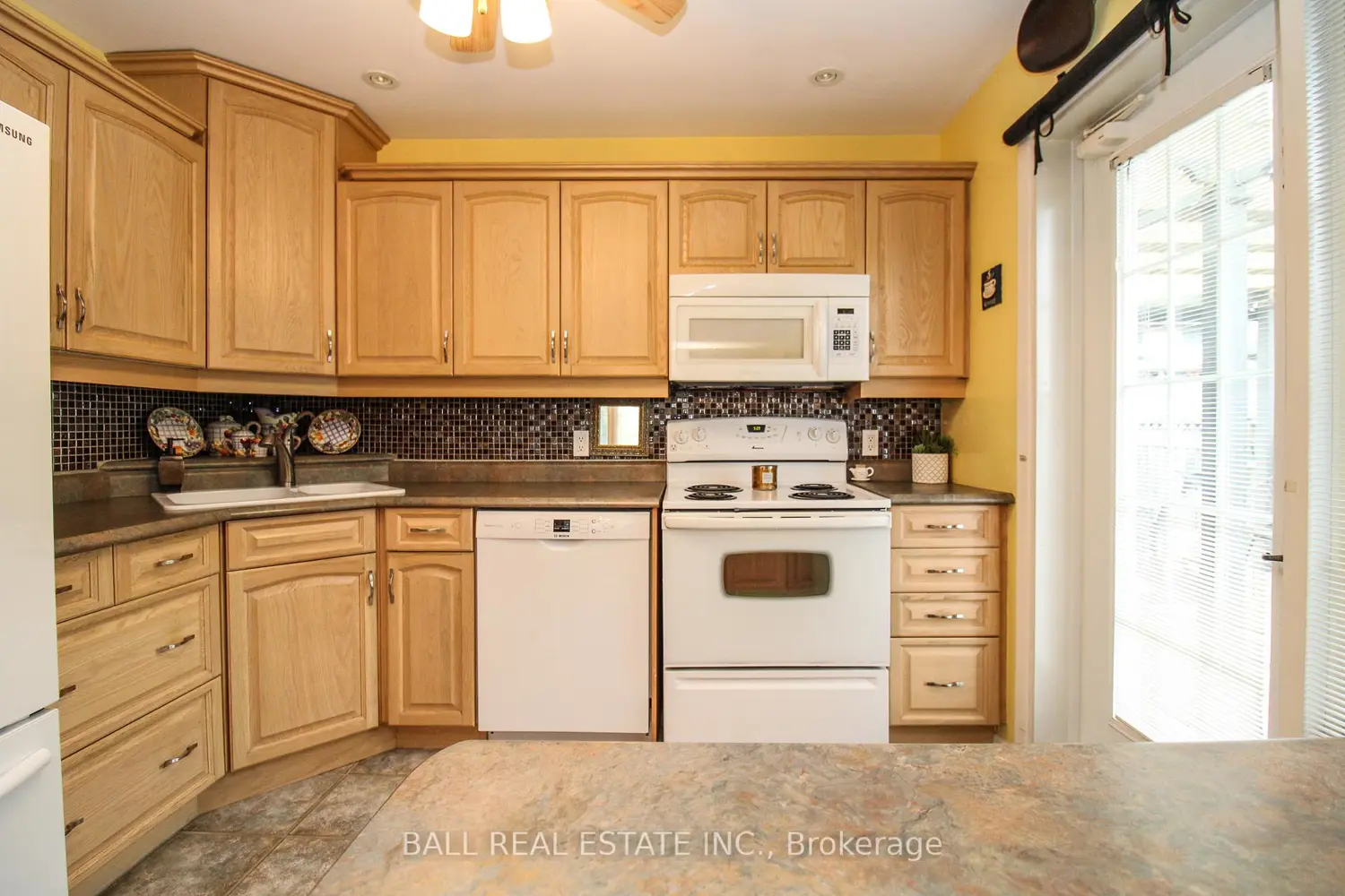 Additional image 9 of 90 Parkdale Avenue
