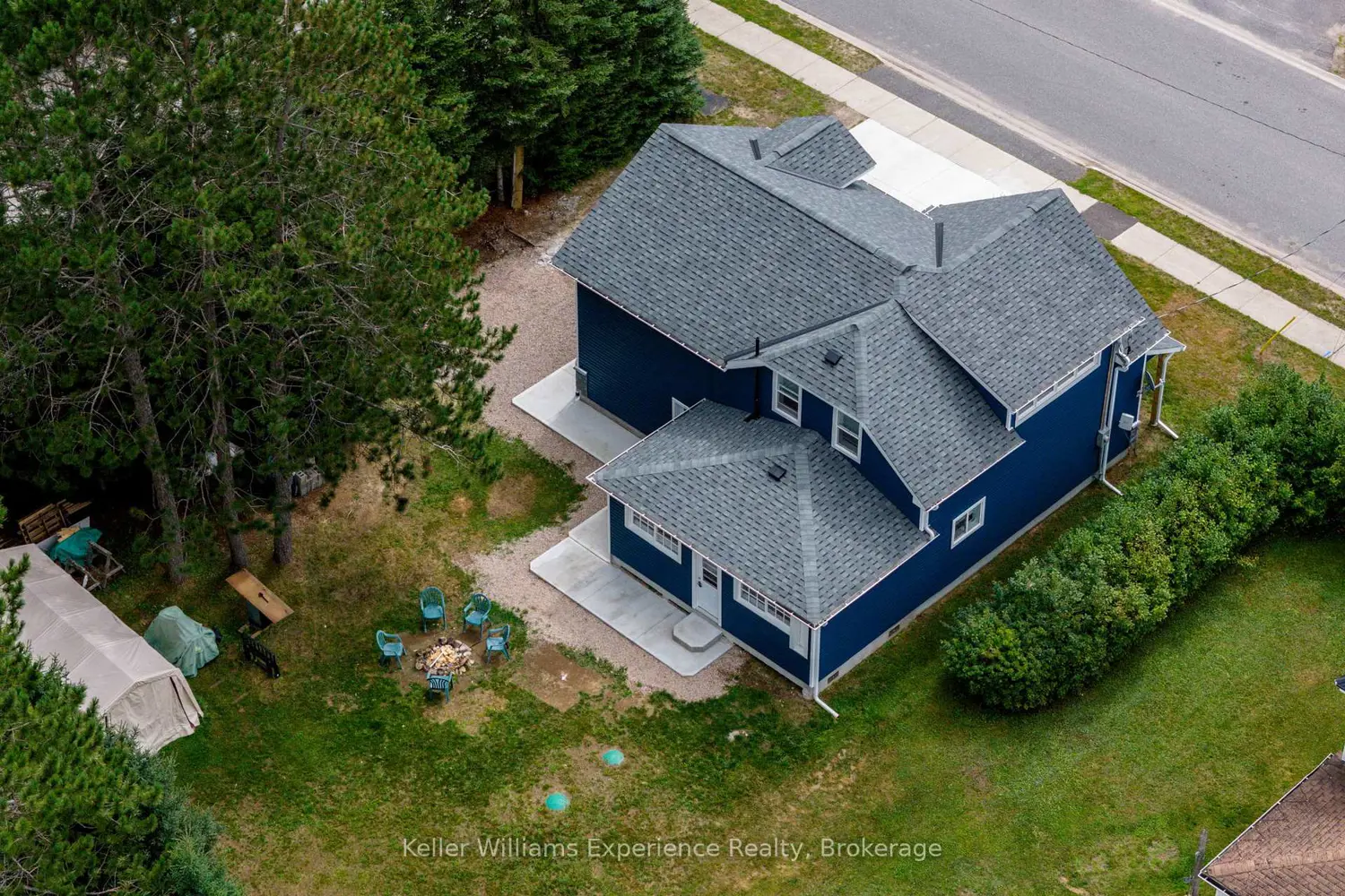 Additional image 11 of 13 Toronto Avenue