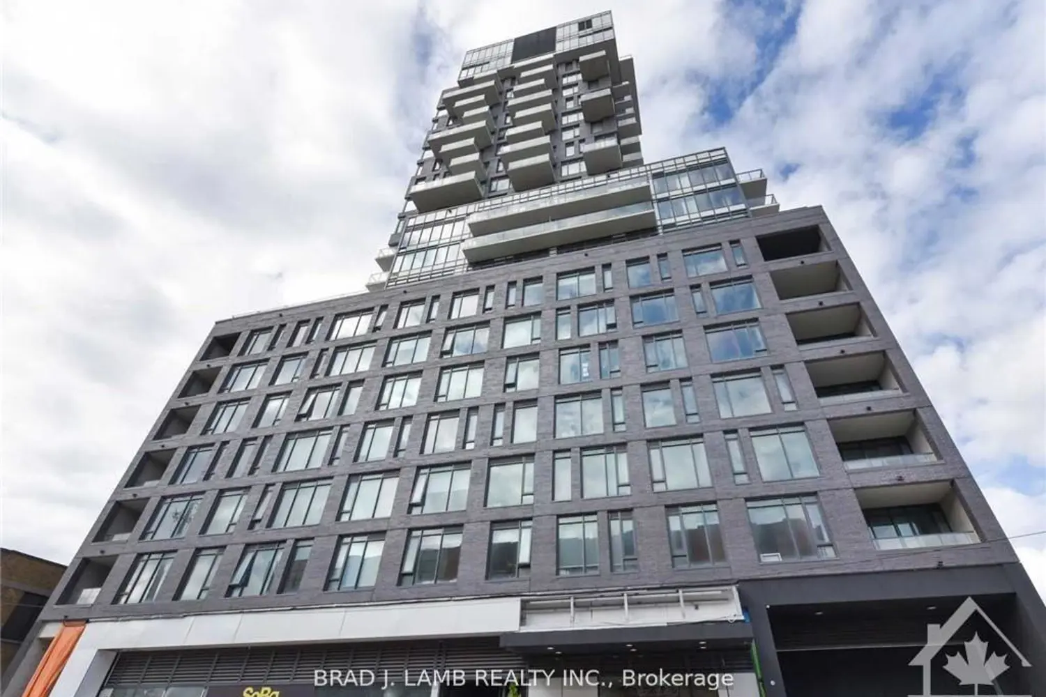 203 Catherine Street 214