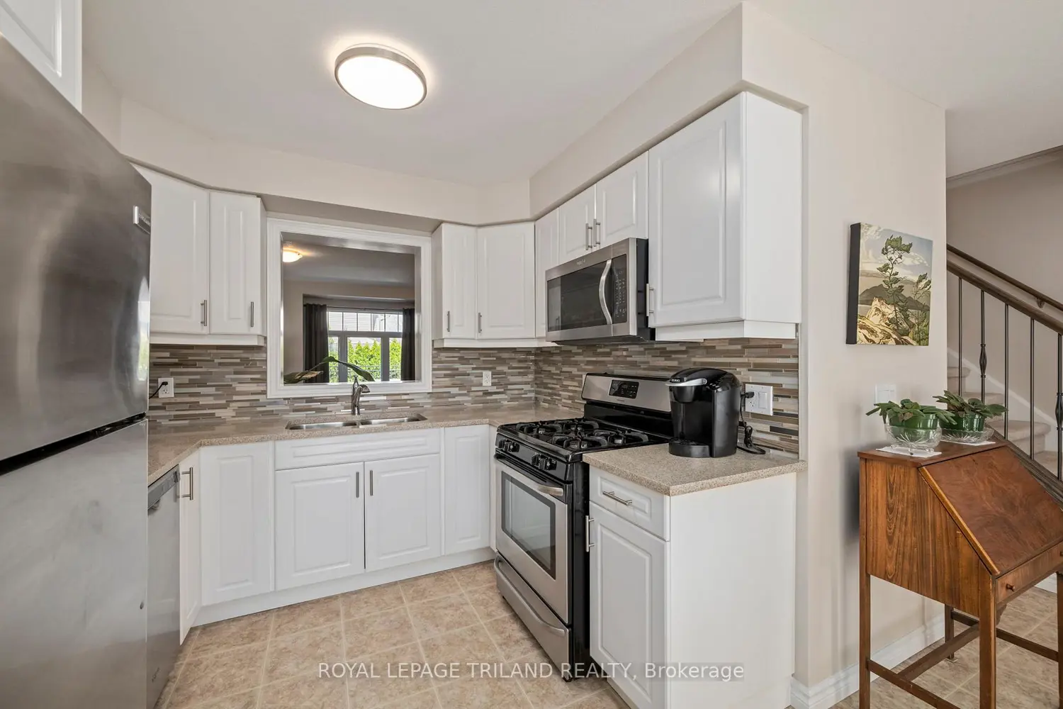 Additional image 10 of 1061 Eagletrace Drive 71