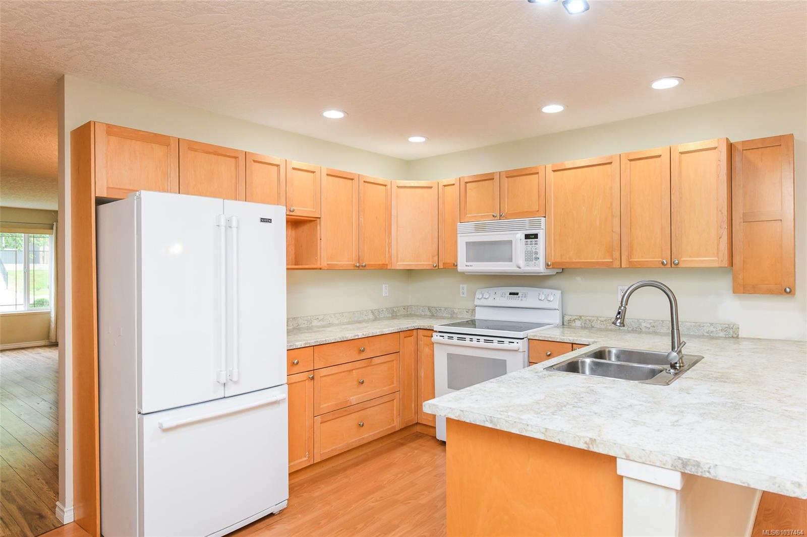 Additional image 3 of 2261 Murrelet Drive, Comox, BC, V9M 4G6