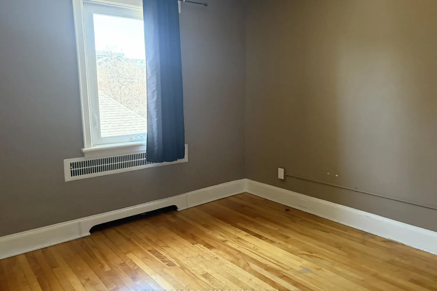 Additional image 7 of 444 Parkdale Avenue