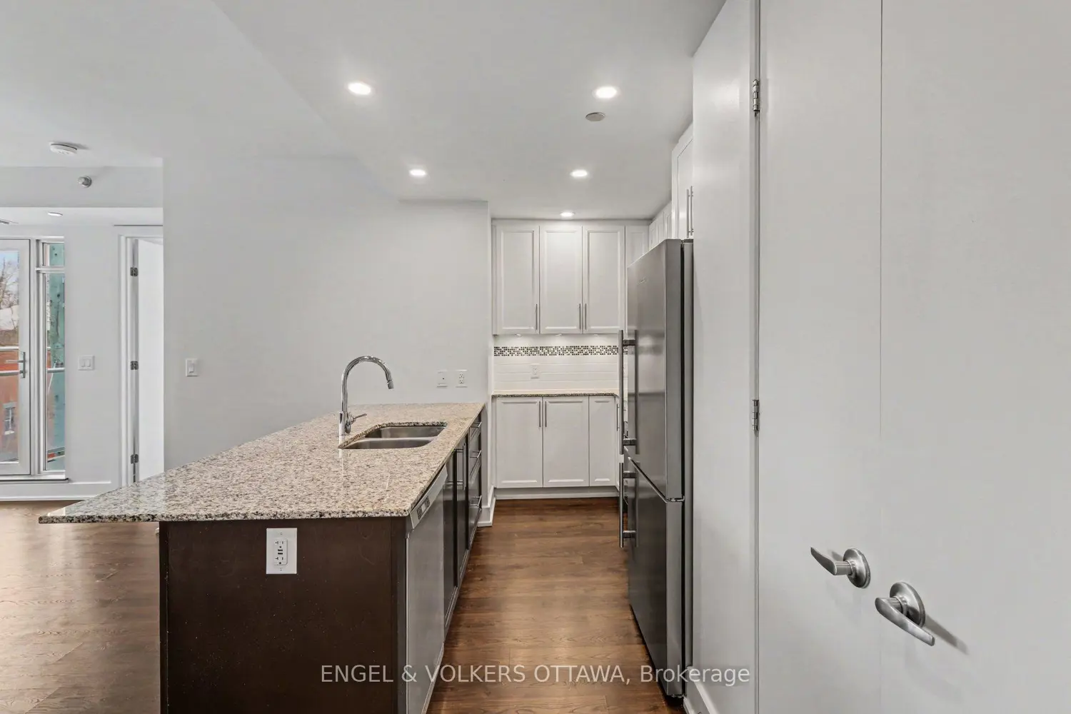 Additional image 5 of 7 Marquette Avenue 318