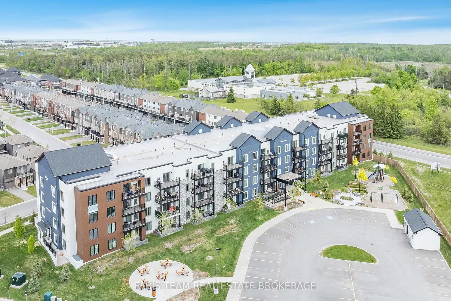 Additional image 19 of 54 Koda Street 207
