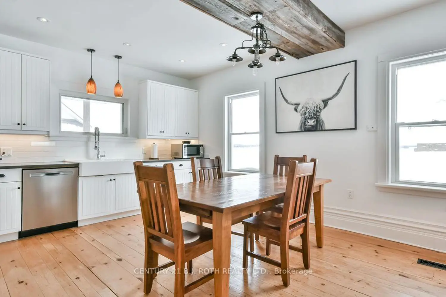 1153 Glengarry Landing Road photo 3
