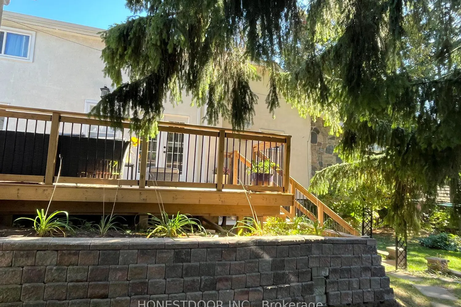 2015 Ridge Road photo 4
