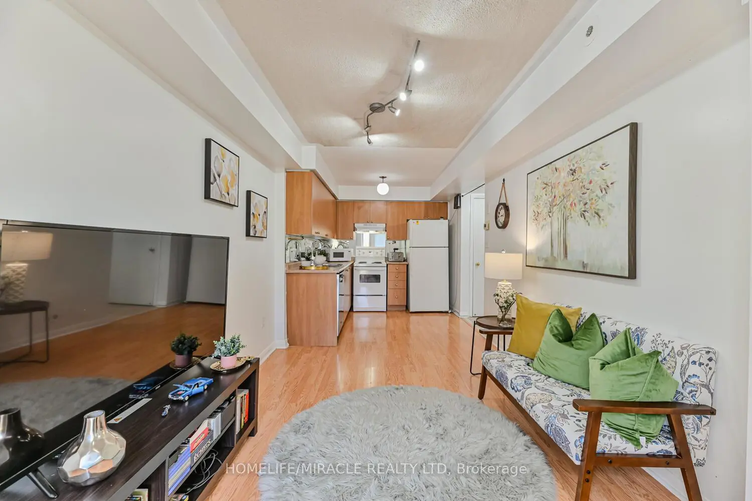 Additional image 4 of 4620 Guildwood Way 5