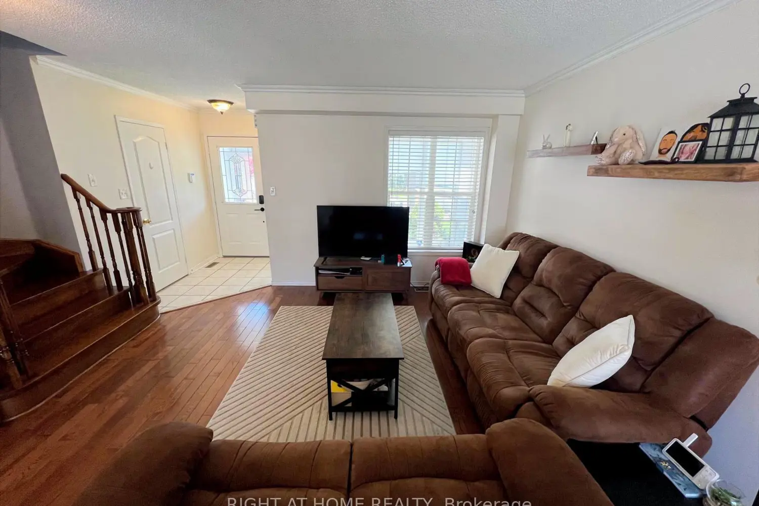 Additional image 3 of 10 Charleswood Circle