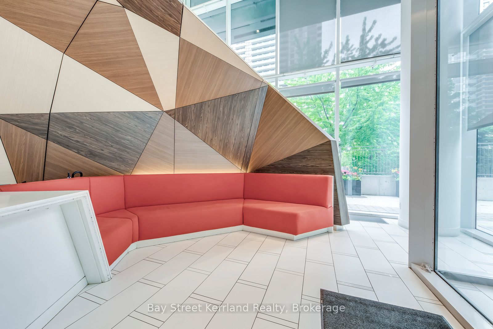 Additional image 3 of 407-30 Roehampton Avenue, Toronto, ON, M4P 0B9