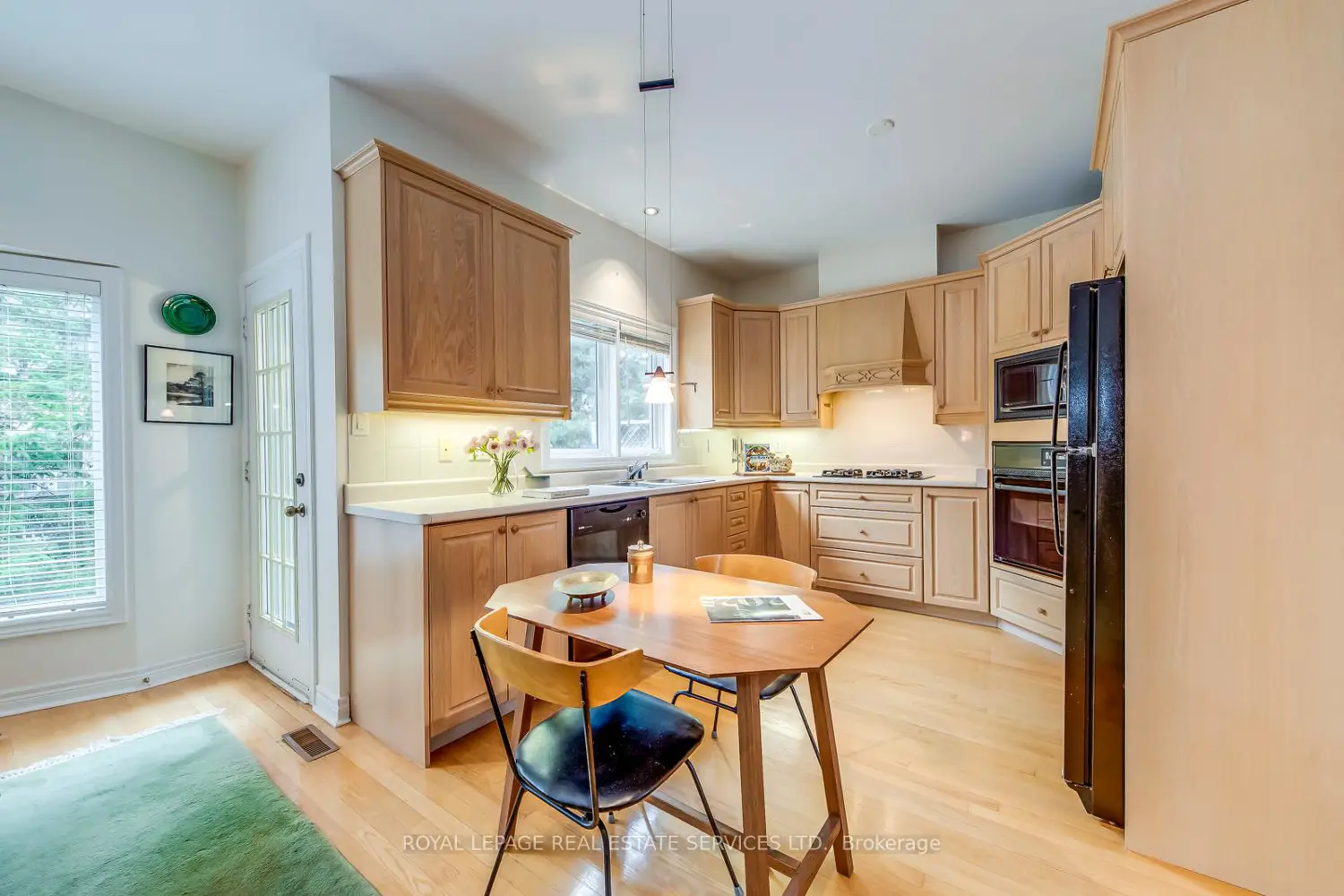 Additional image 7 of 175 La Rose Avenue