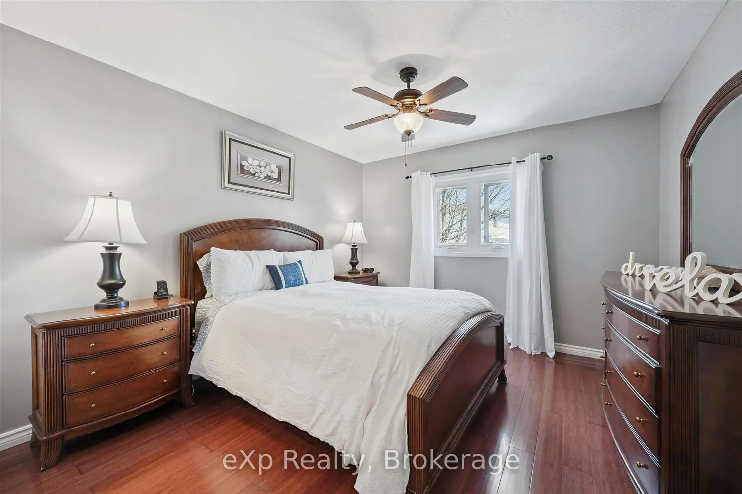 4 Peartree Crescent photo 4