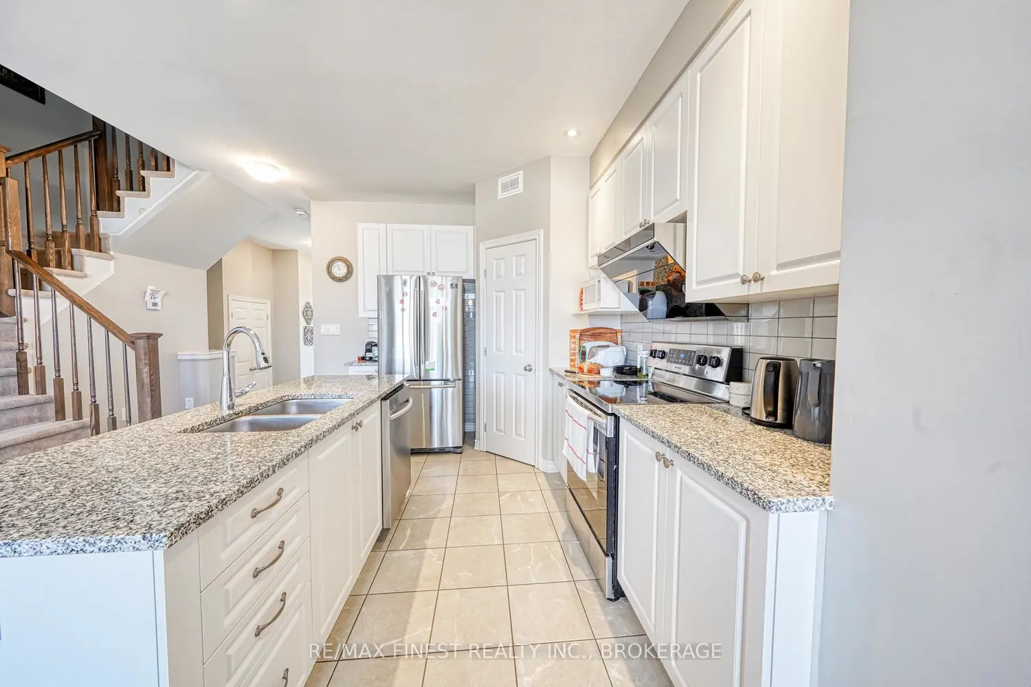 Additional image 6 of 1123 Barrow Avenue