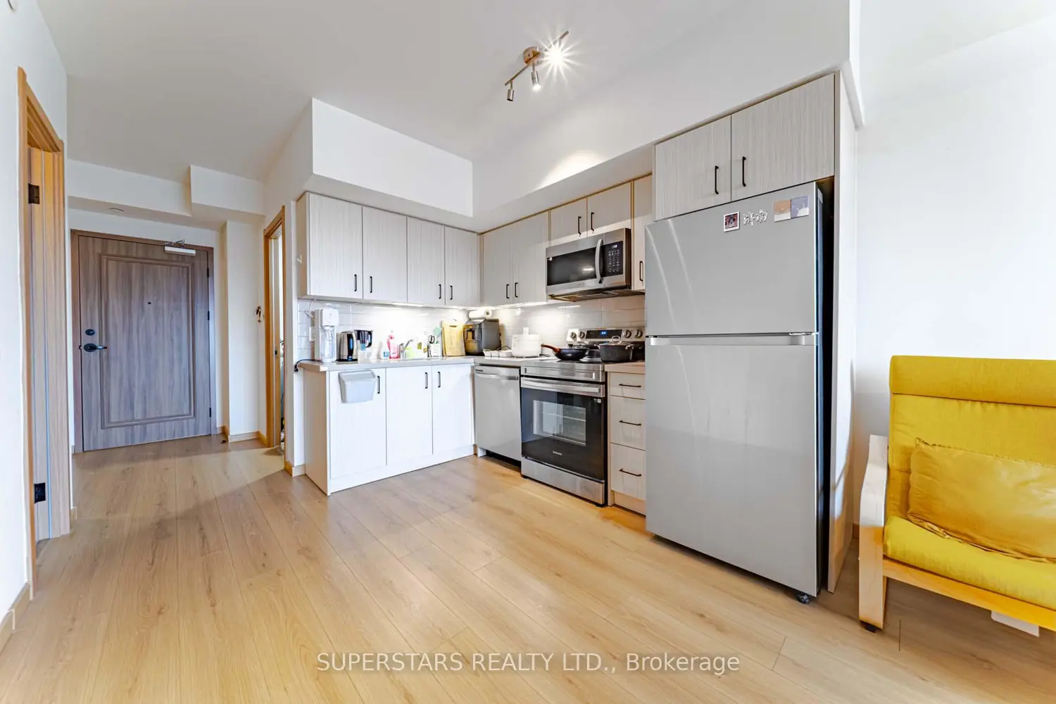 Additional image 5 of 3421 Sheppard Avenue 516