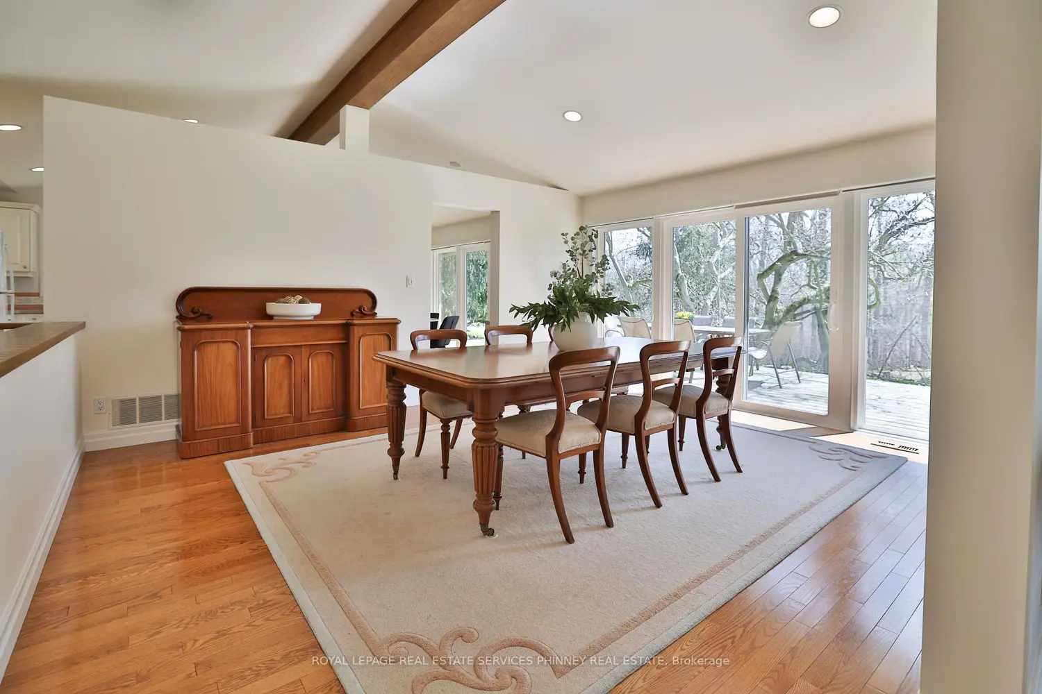 Additional image 5 of 1066 Stockwell Avenue