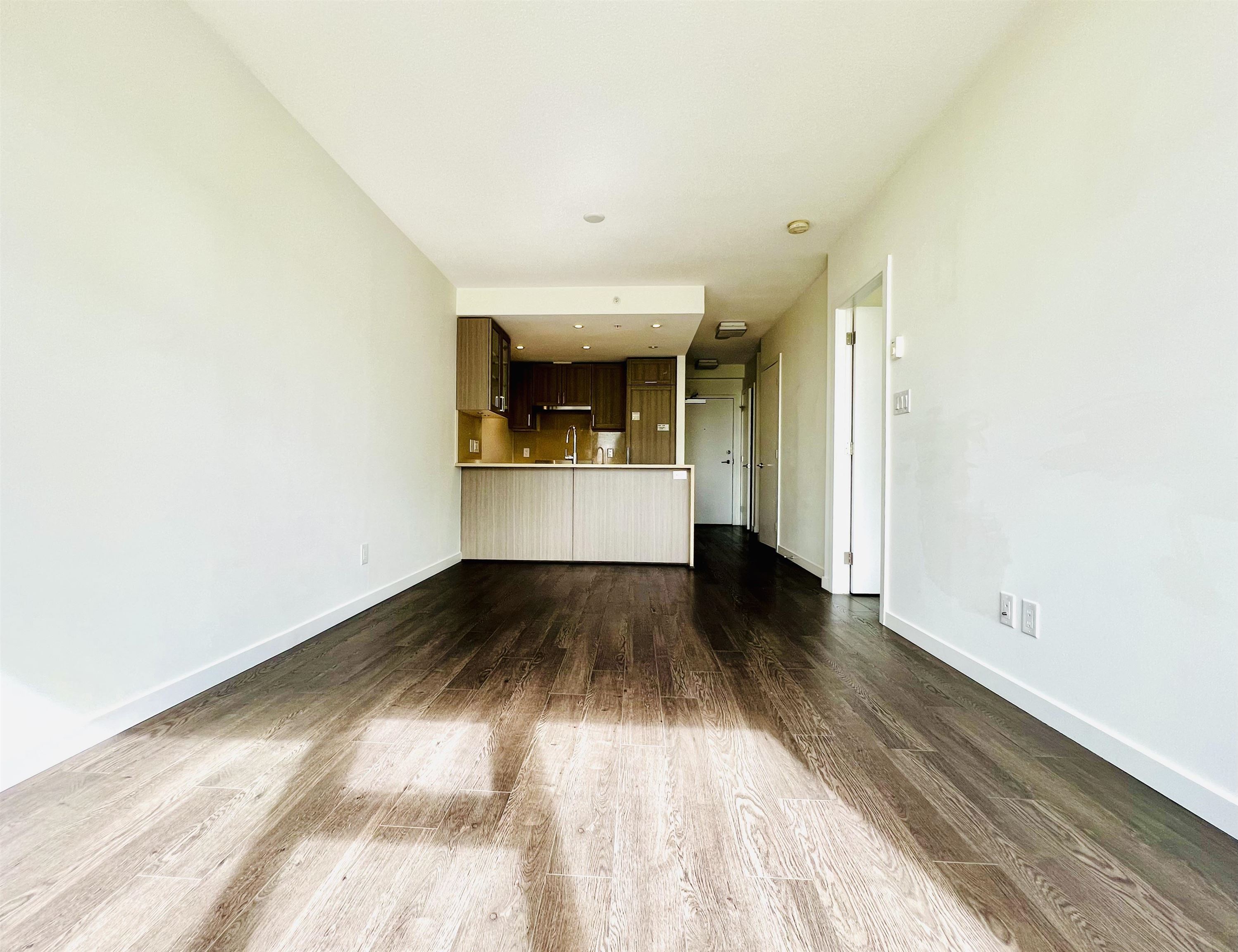 605-5598 Ormidale Street, Vancouver, BC, V5R 0E5