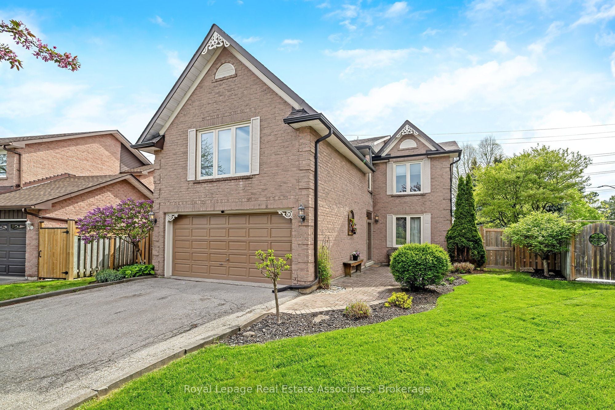 Additional image 3 of 16 Cotswold Court, Halton Hills, ON, L7G 5E5
