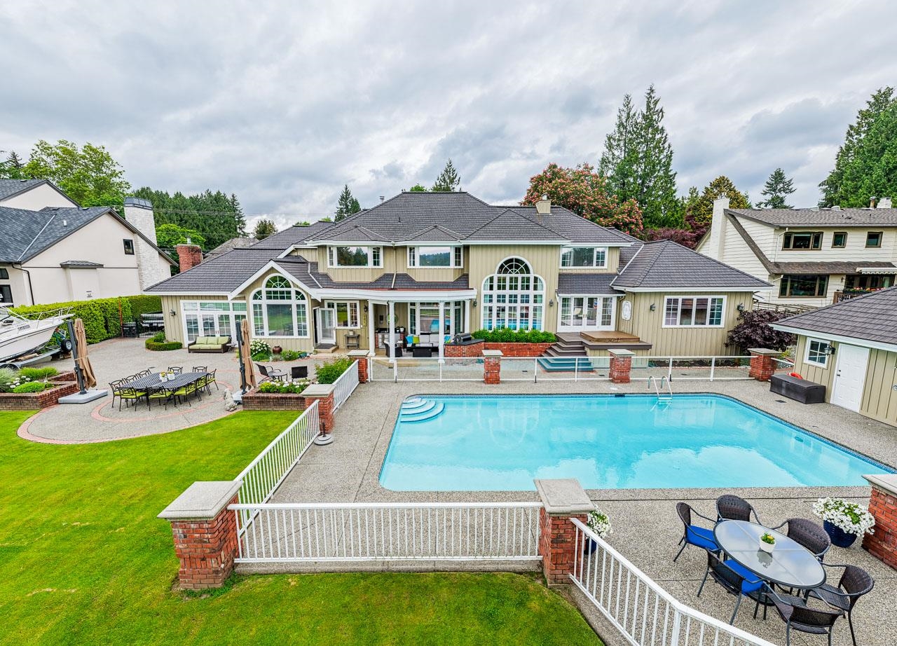 7976 Government Road, Burnaby, BC, V5A 2E2