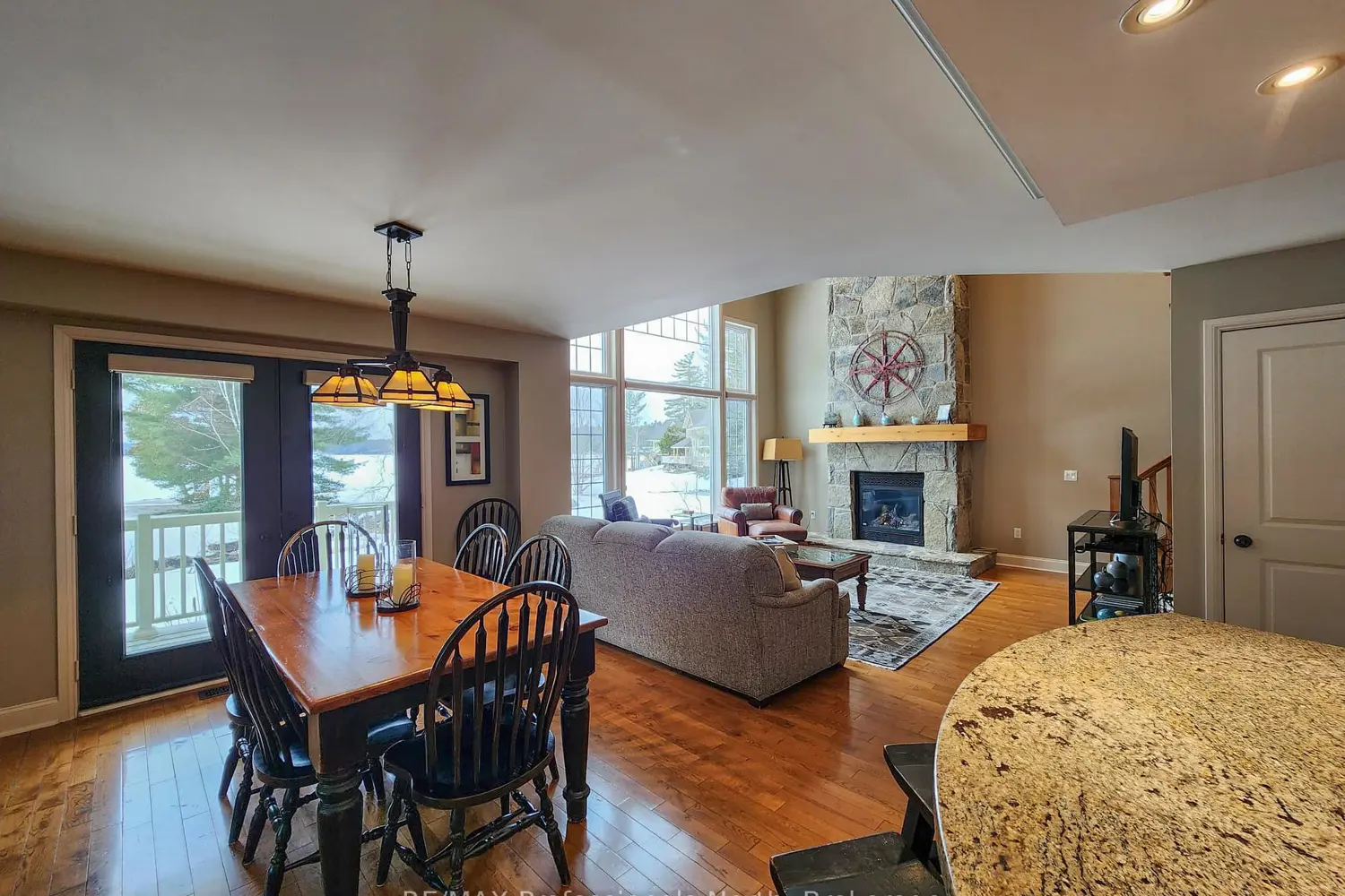 Additional image 4 of 3876 Muskoka 118 Road C6/W1