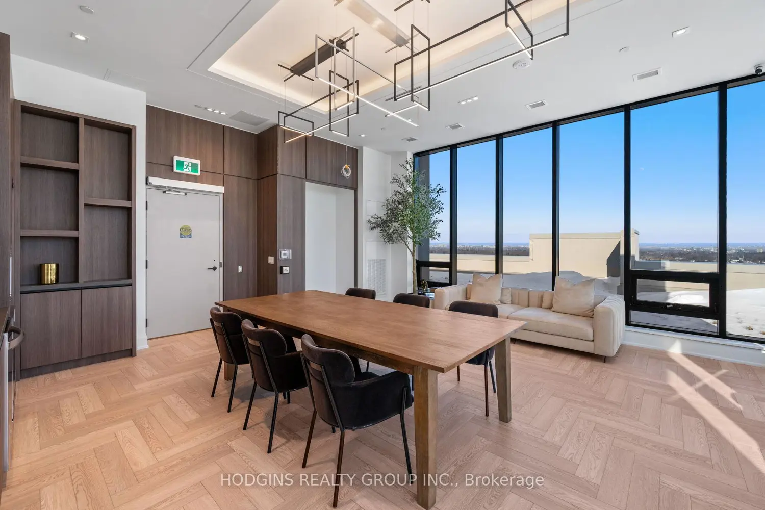 Additional image 15 of 1035 Southdown Road 1512