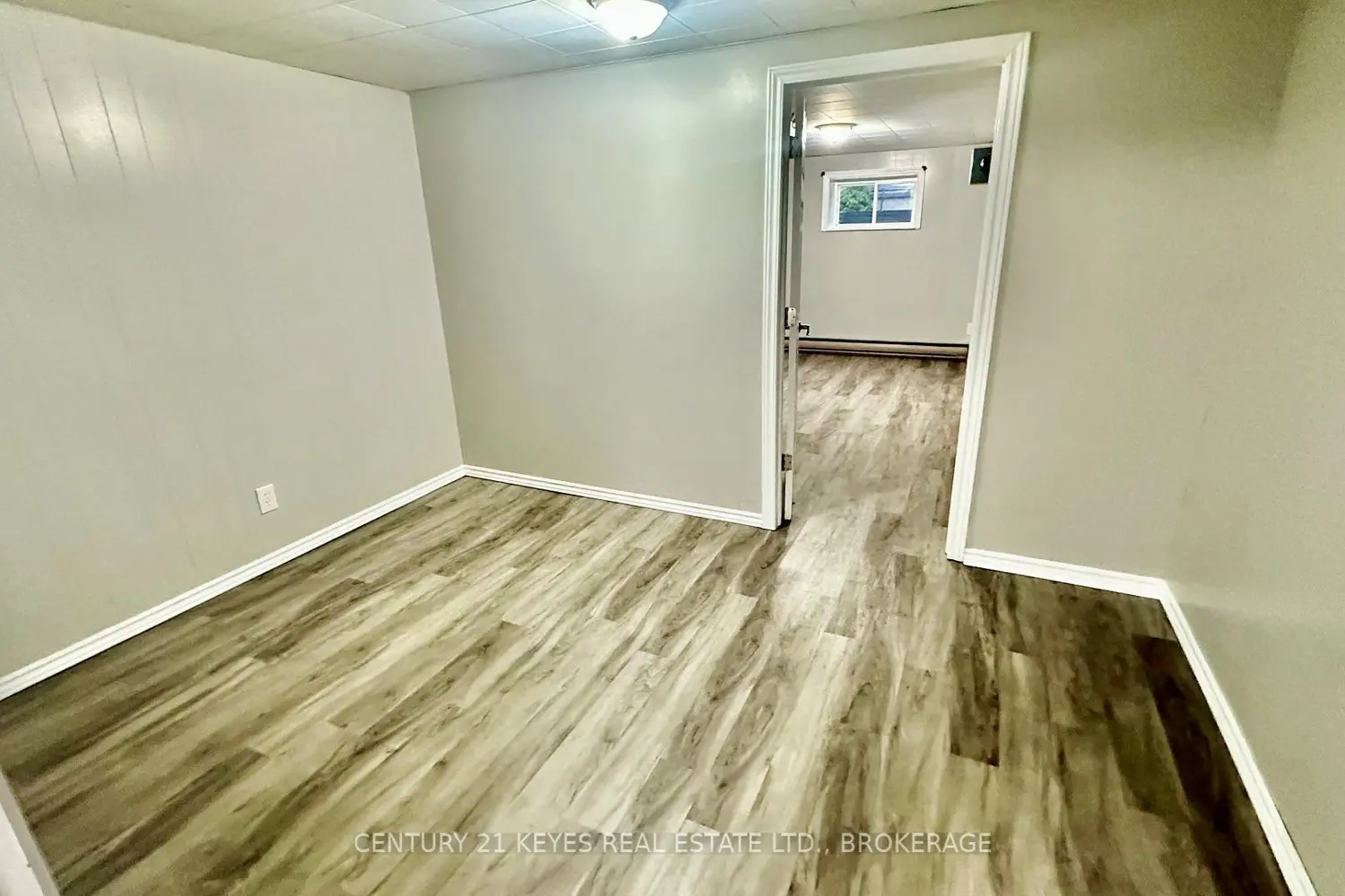 Additional image 11 of 34 Salisbury Avenue