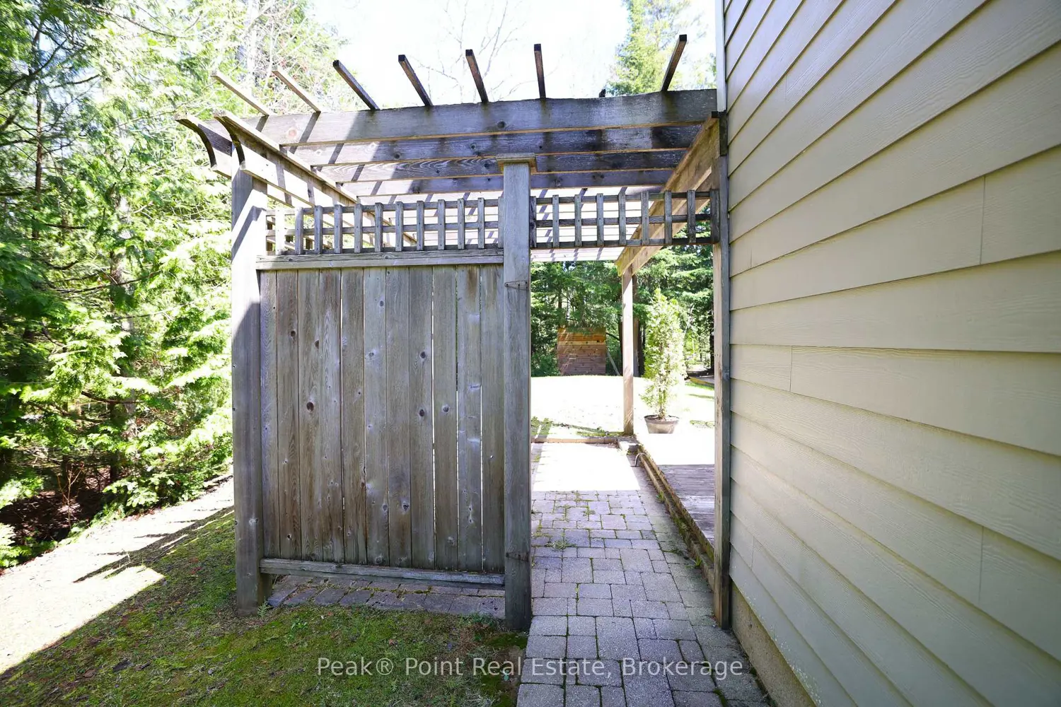 Additional image 5 of 611 York Avenue