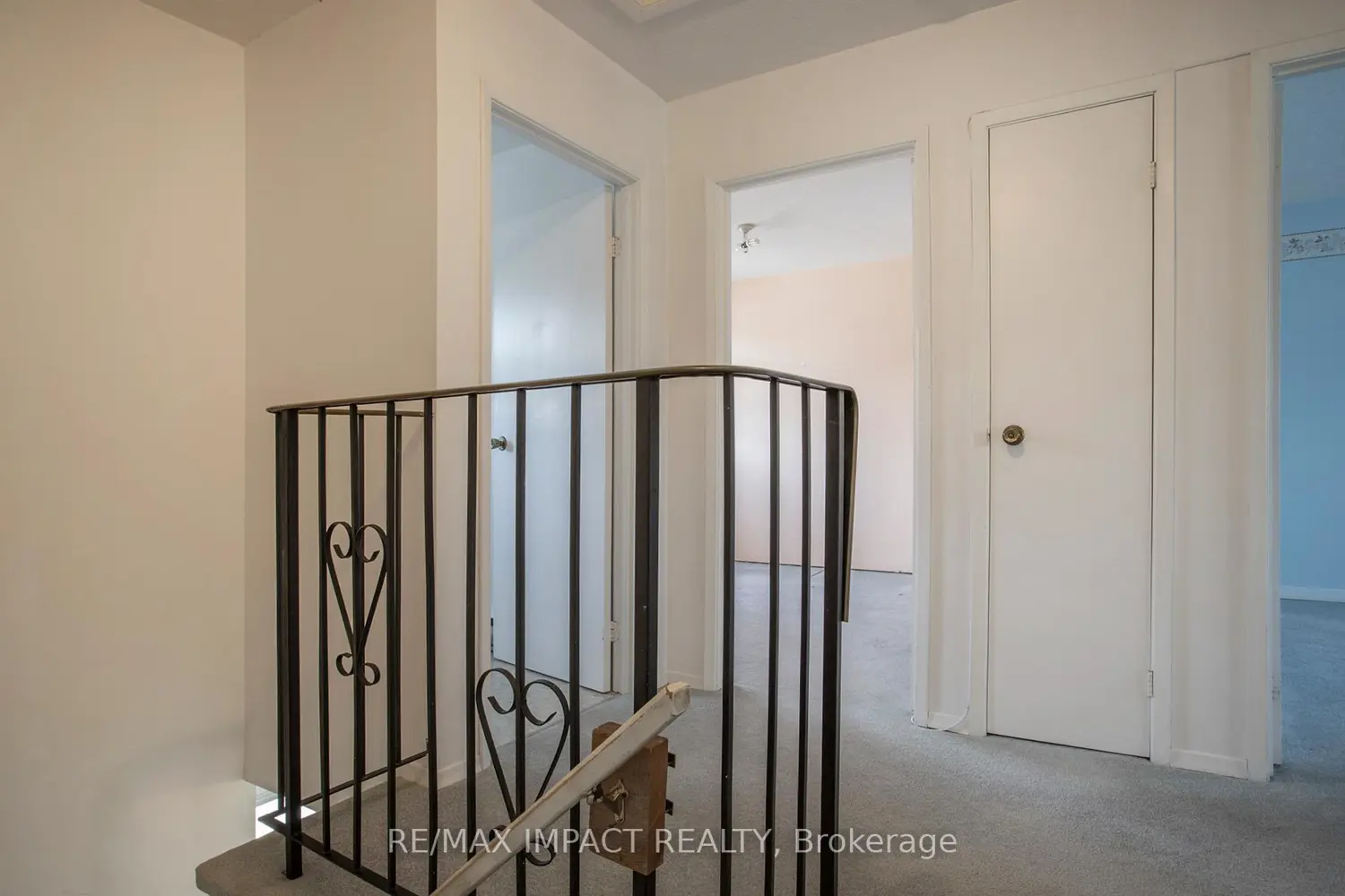 Additional image 12 of 19 Macpherson Avenue 37