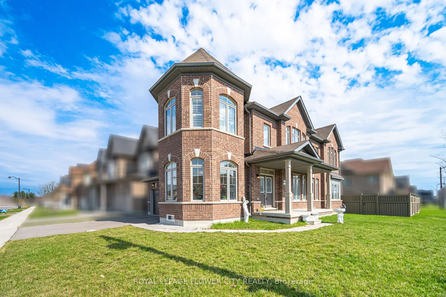 572 Mactier Drive