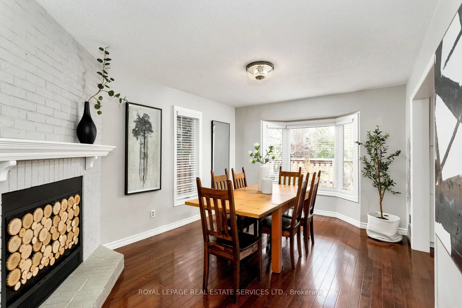 Additional image 12 of 2006 Glenada Crescent 7