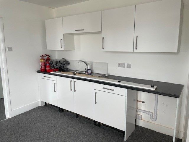 Additional image 3 of 1 bed flat to rentGeorge Street, Ryde PO33