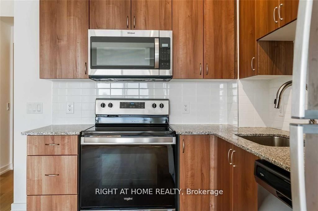 Additional image 4 of 417-430 Essa Road, Barrie, ON, L4N 9C6