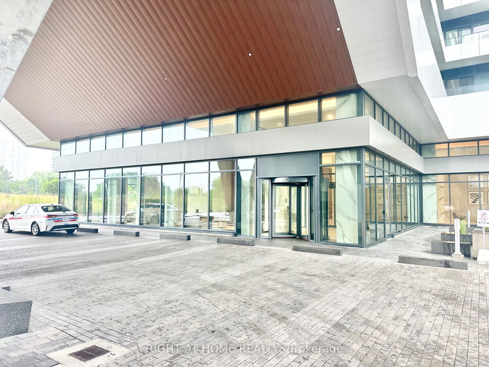 Additional image 3 of 2617-30 Shore Breeze Drive, Toronto, ON, M8V 0J1