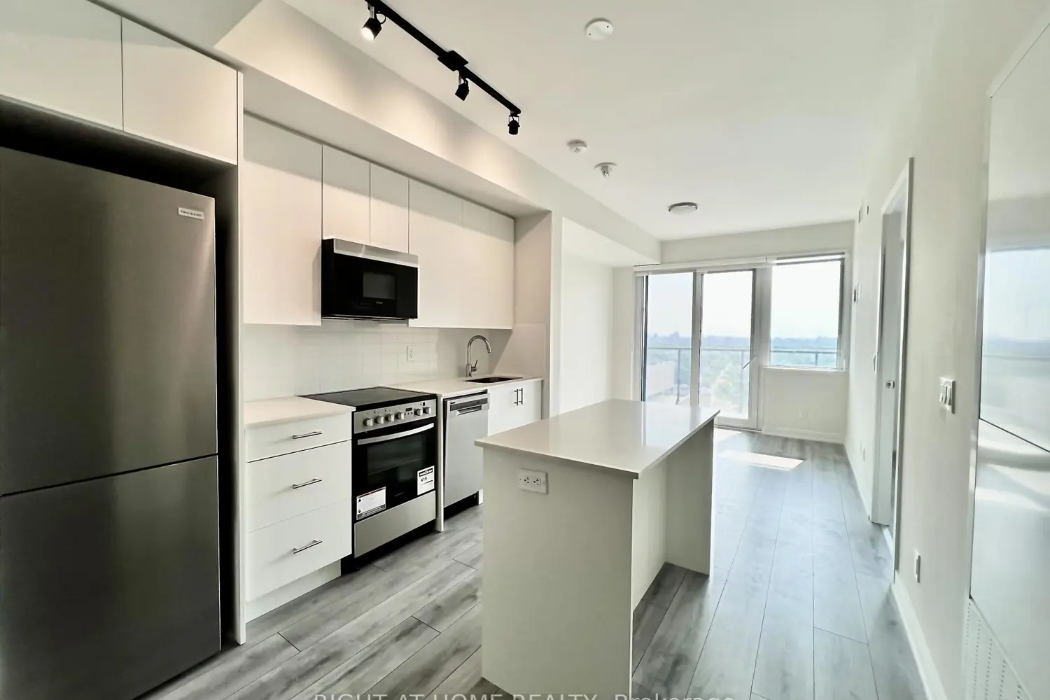 Additional image 10 of 15 Ellerslie Avenue 2301