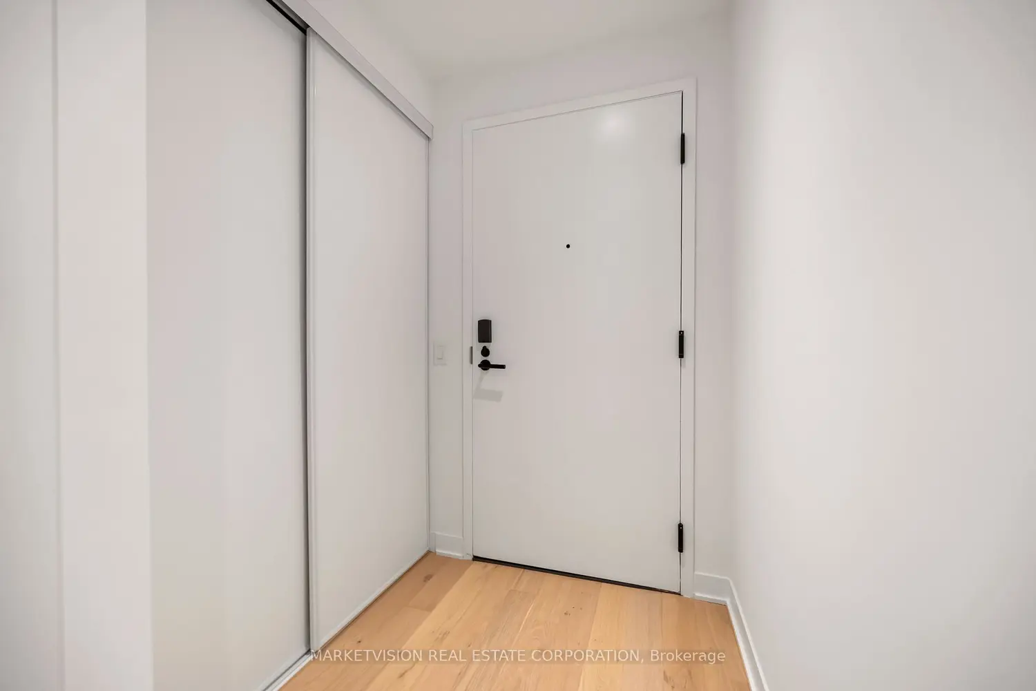 Additional image 5 of 2625 Dundas Street 610
