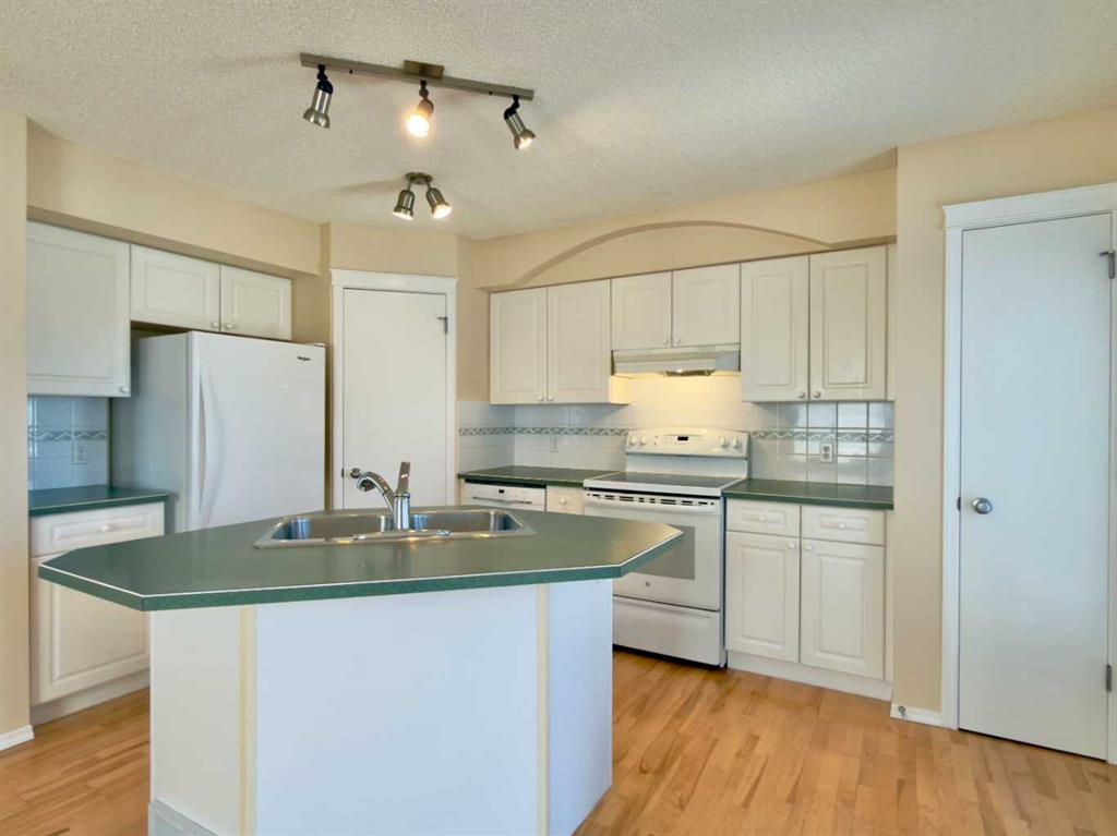 Additional image 6 of 206 Tuscany Drive NW, Calgary, AB, T3L 2C4