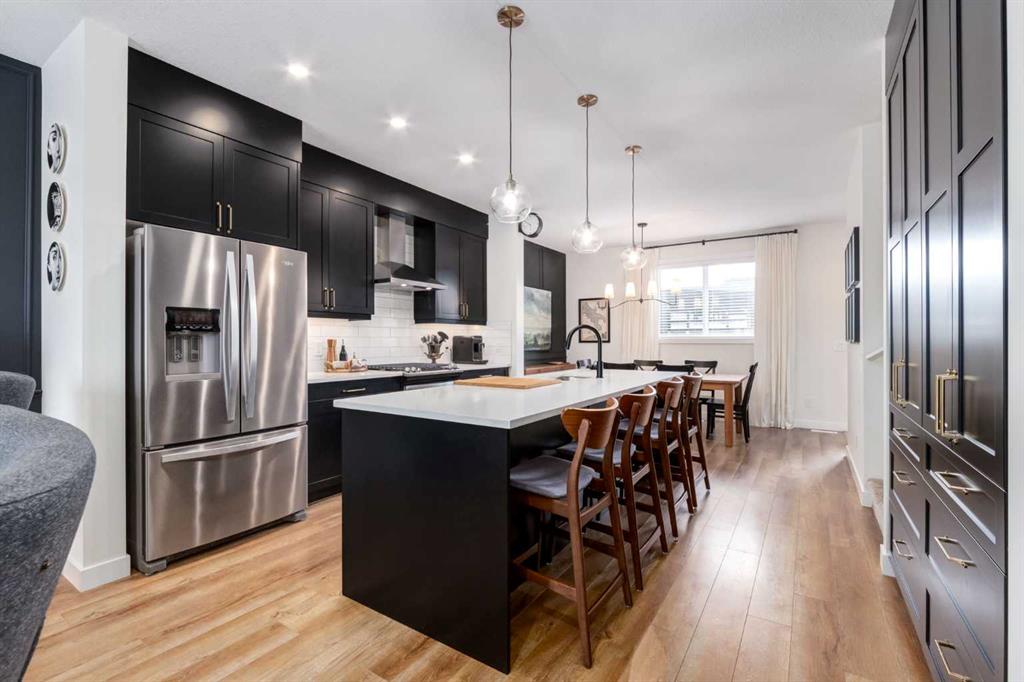 Additional image 3 of 27 D'arcy Boulevard, Okotoks, AB, T1S 5S6