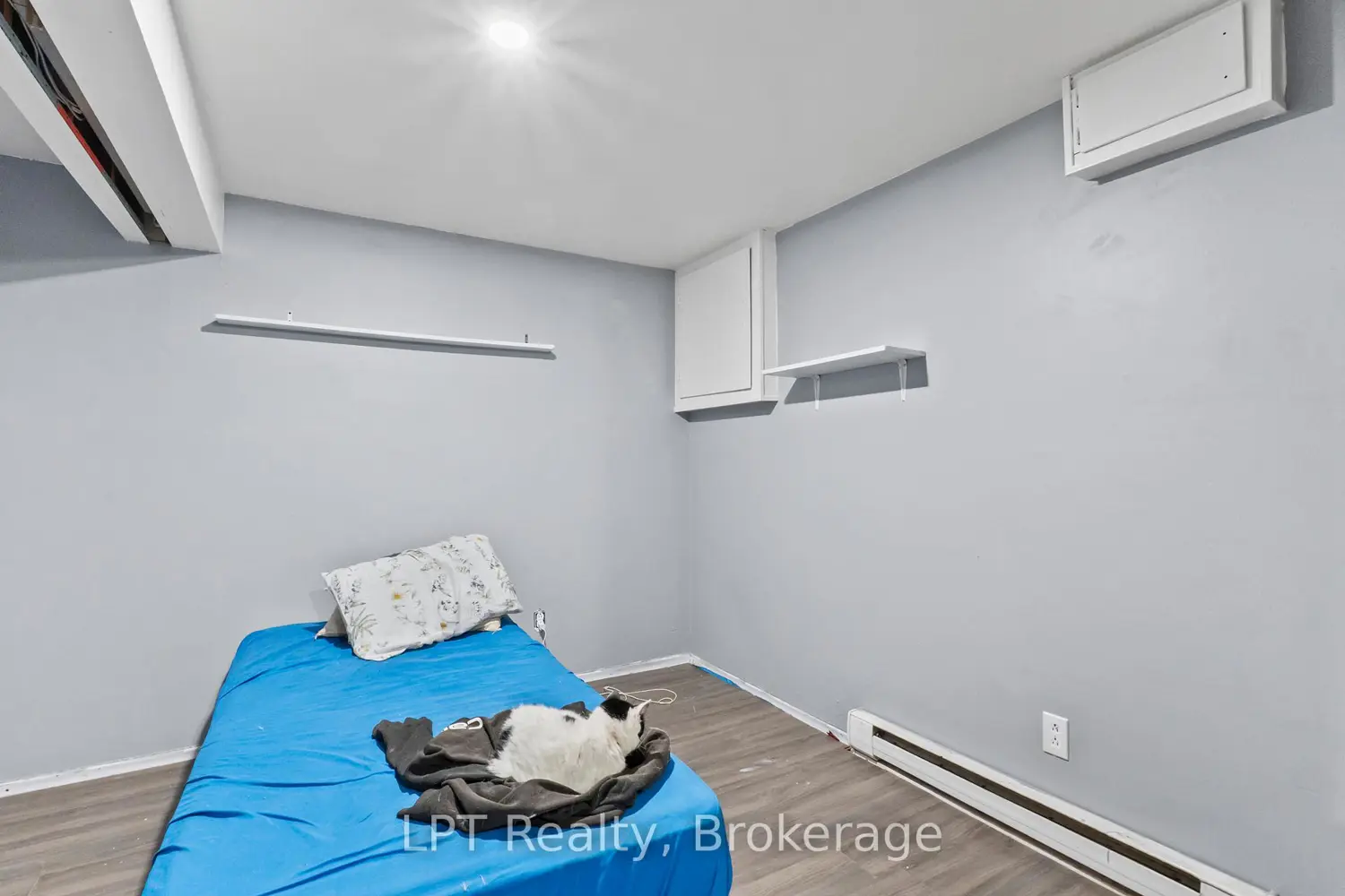 Additional image 19 of 4 Tiffany Place