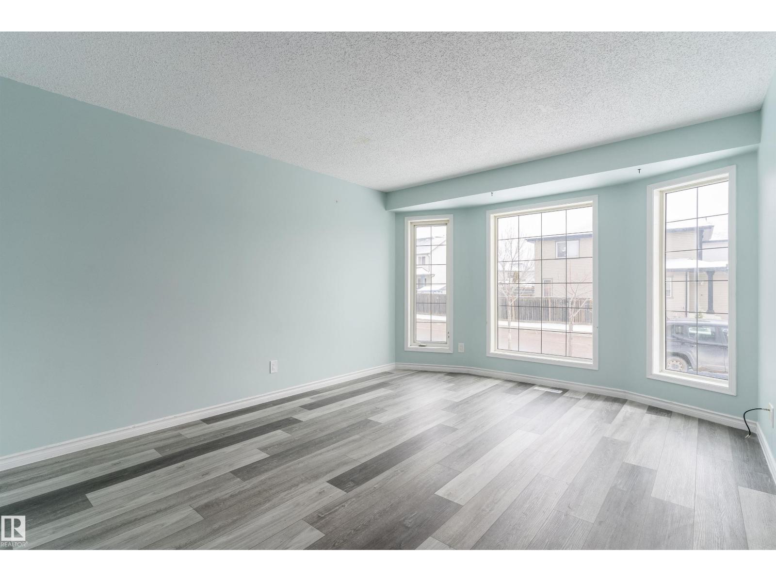 Additional image 3 of 16304 43 Street NW, Edmonton, AB, T5Y0H8