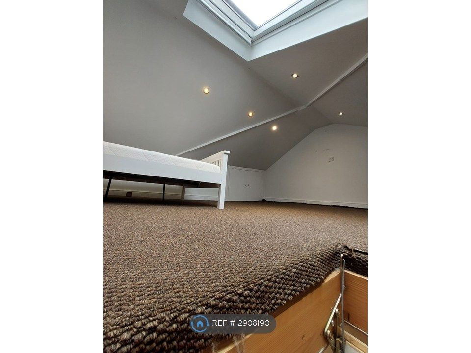 Additional image 19 of 2 bed terraced house to rentStamperland Hill, Clarkston, Glasgow G76