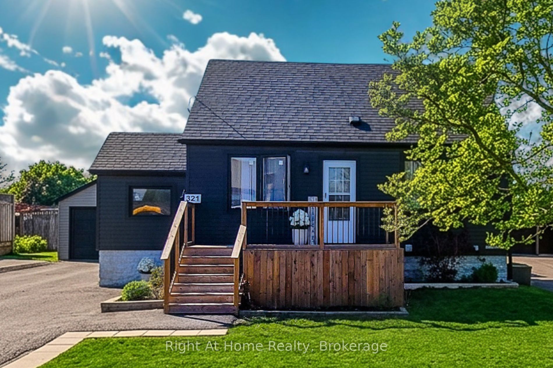 321 Dewitt Road N, Hamilton, ON, L8E 2T1