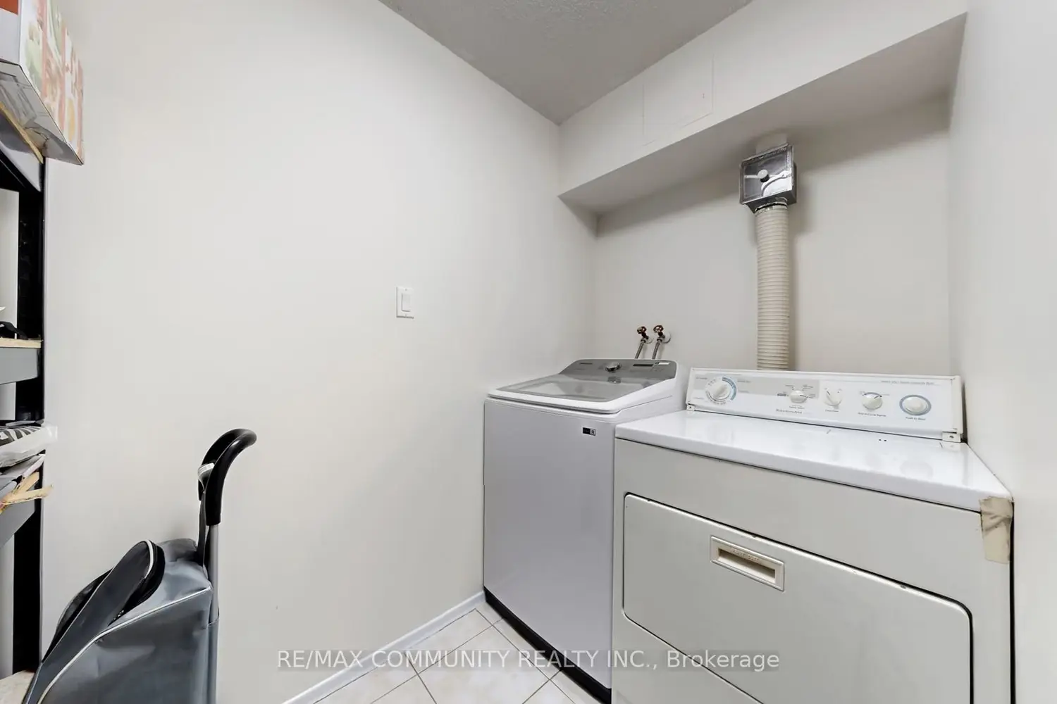 Additional image 12 of 2050 Bridletowne Circle #1509