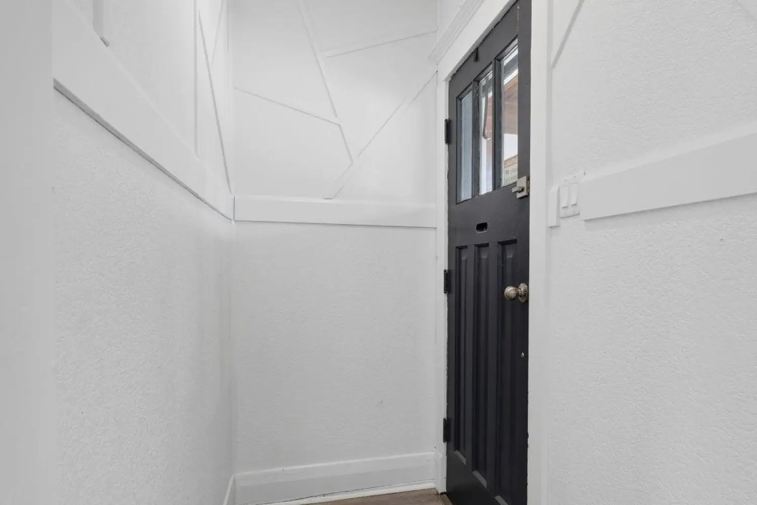 Additional image 3 of 99 Egerton Street