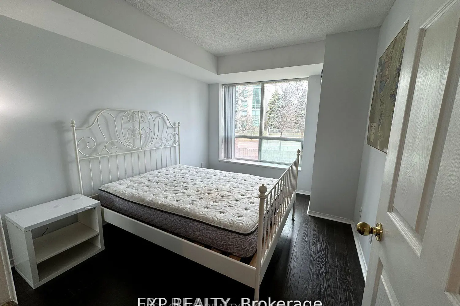 Additional image 10 of 51 Baffin Crescent 301