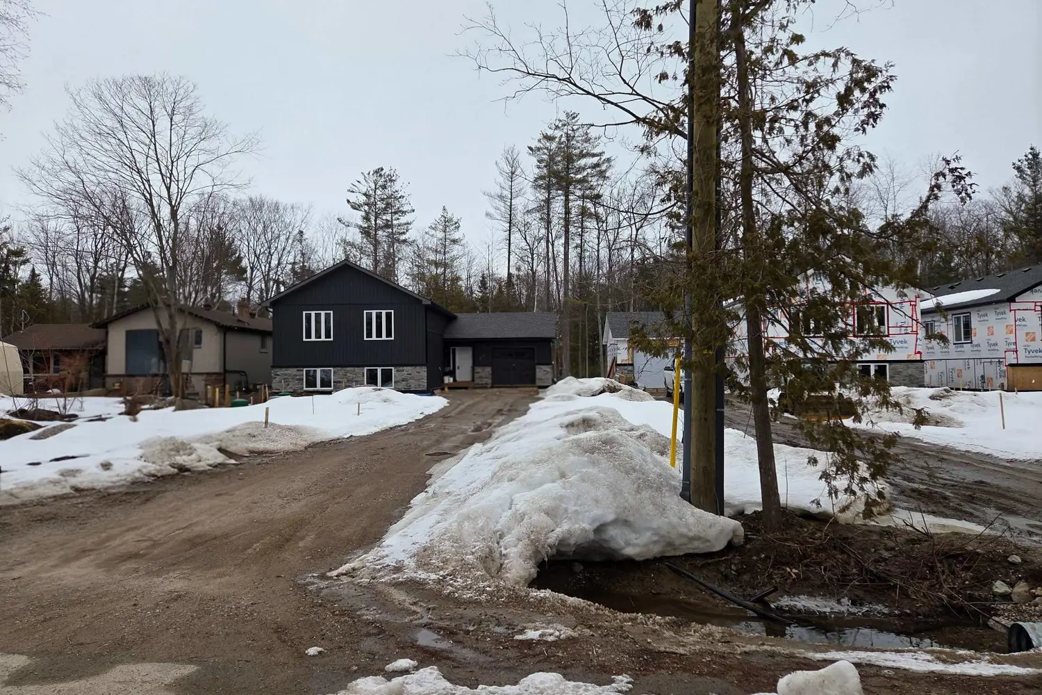 Additional image 4 of 3183 Cove Avenue